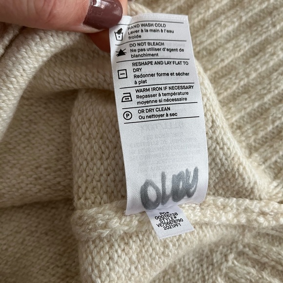 ✨NWT✨ Vince Wool Crewneck Sweater - Picture 13 of 13